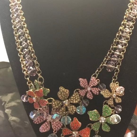 BETSEY JOHNSON 'Flower Boost' Floral Necklace - Picture 3 of 4